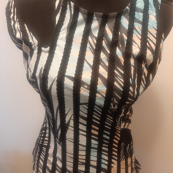 Venus Top - Picture 1 of 7